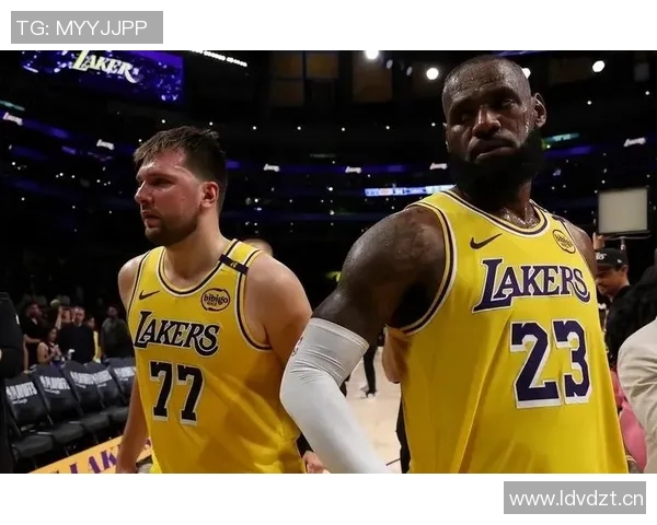 湖人记者暗示球队瞄准高顺位选秀 湖人记者暗示球队瞄准高顺位选秀